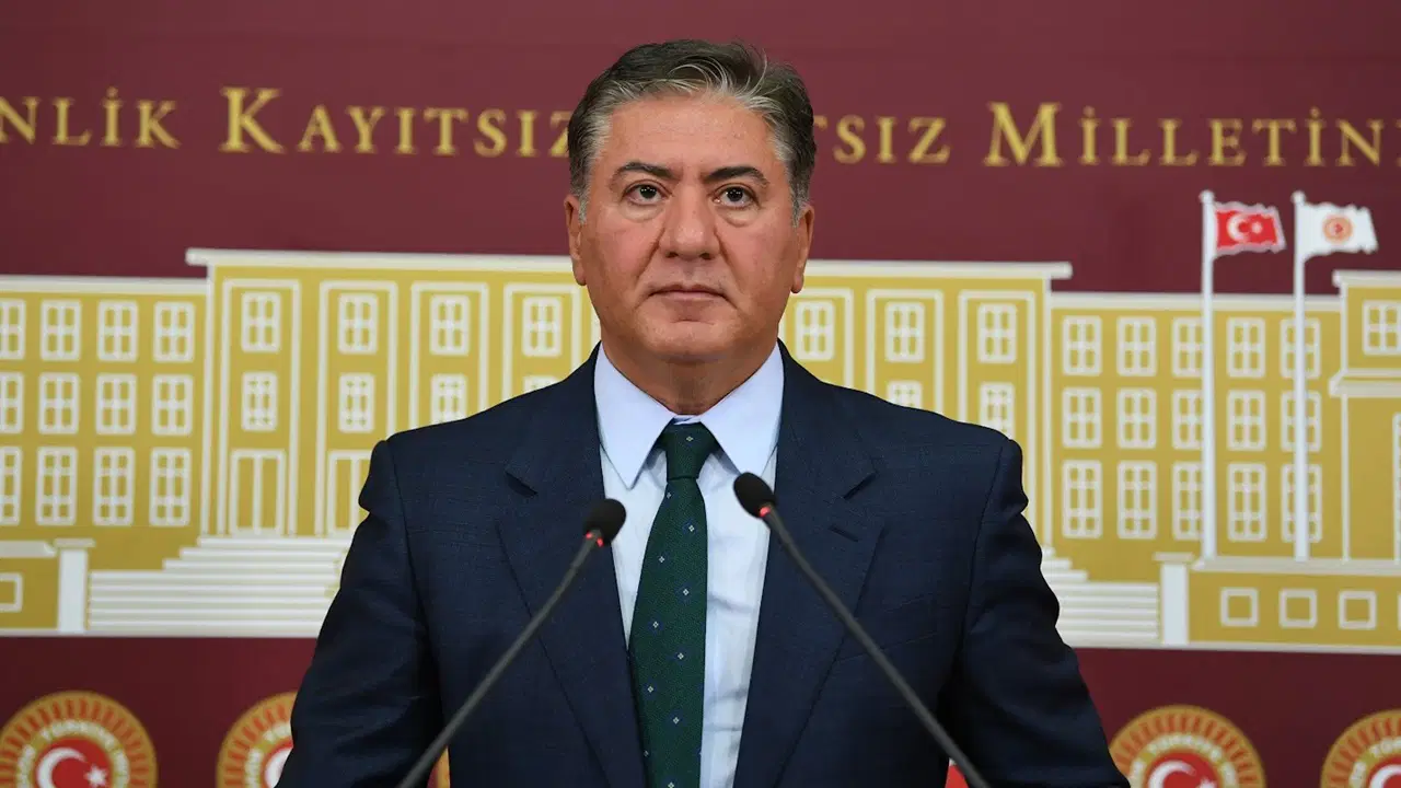 YENİ Parti’den Aziz İhsan Aktaş davasına sert tepki: ‘Hukuk cinayeti, pazarlıkların gölgesinde’