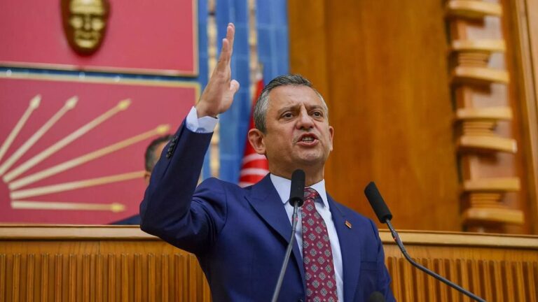 Özgür Özel: Birisinin Ankara Büyükşehir Belediyesi için MİT'e talimat verdiğini duydum