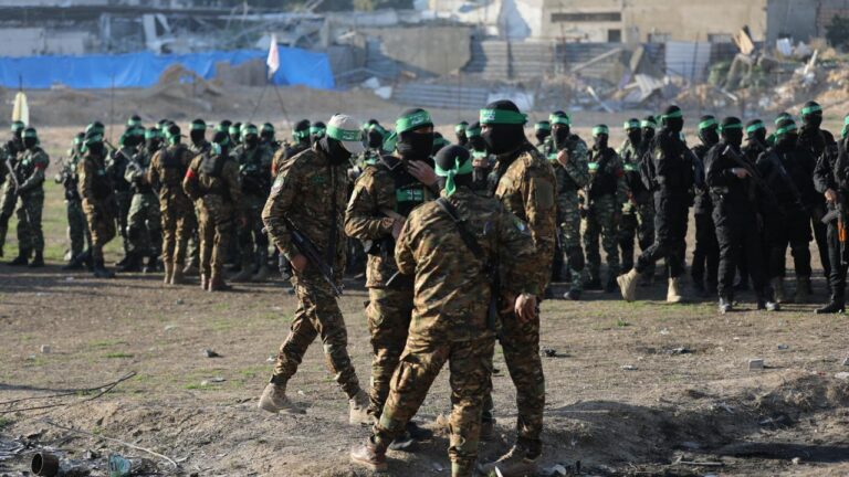 Hamas, Netanyahu’nun yangının ikinci aşamasını ertelediğini söyledi.