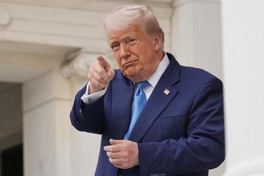 2025-05-26T165340Z_2058771929_RC2SPEA3I23C_RTMADP_3_USA-Trump