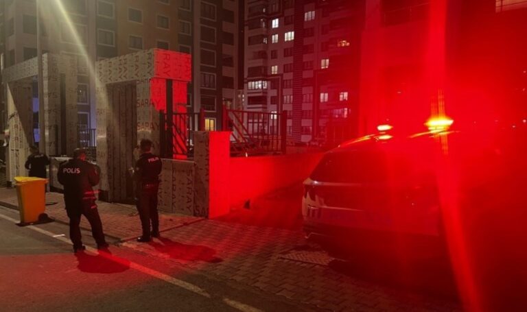 Kayseri’de bıçakla muhtemelen yere düşen kadın ciddi şekilde yaralandı – son dakika Torrkiye News