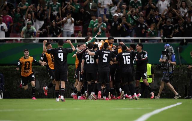 Meksika’yı Dünya Kupası’nda son 32 turuna yükselten gol… ⚽️